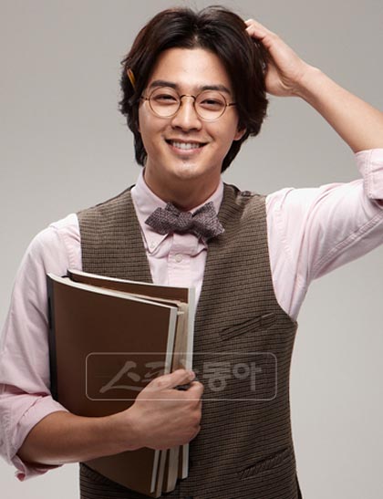 Kim Ji-hoon on his theater debut