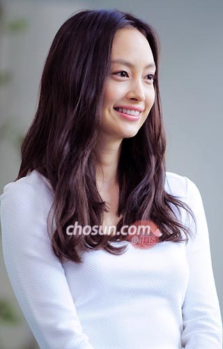 Jeon Ji-hyun turns down Runaway