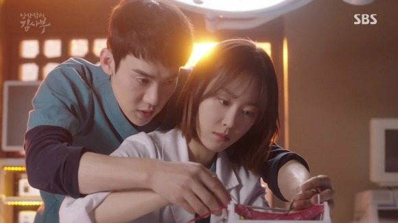 Romantic Doctor Teacher Kim: Episode 13