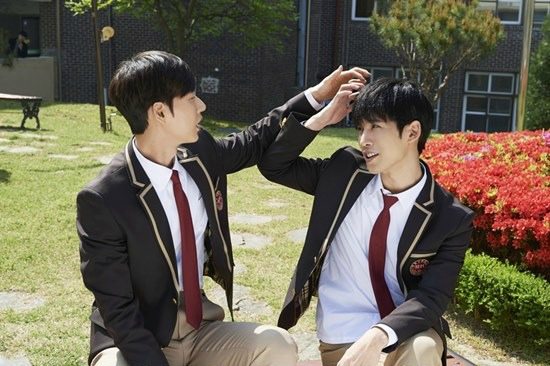 Going back to school, finding new faces for Cheese in the Trap movie