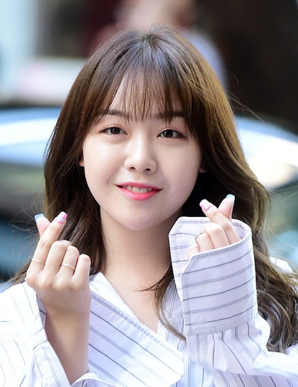 Minah considers taking lead in MBC’s I’m Not a Robot