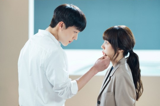 Jang Ki-yong ruffles Im Soo-jung’s feathers in tvN’s Search Query: WWW