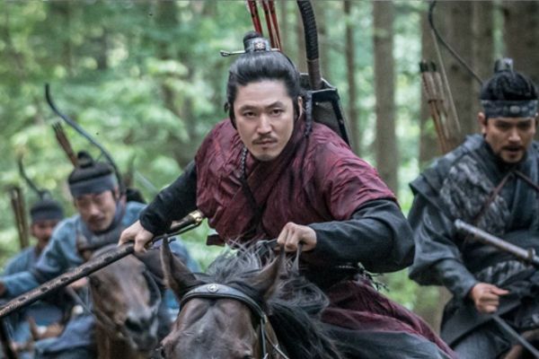 Jang Hyuk explores humanistic side of bloodthirsty prince in My Country