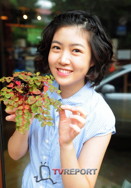 Shim Eun-kyung off to study abroad in the States