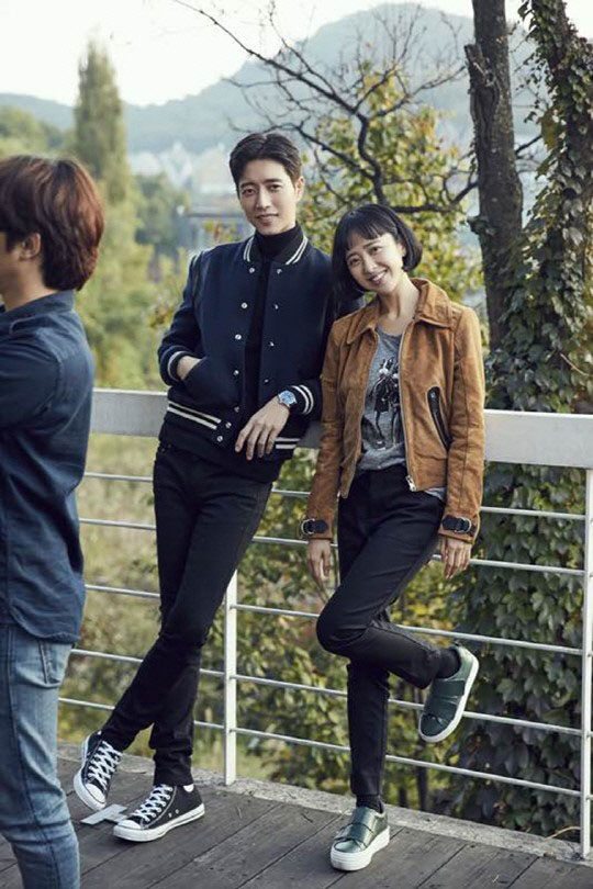 Relaxed smiles on the set of JTBC’s Man to Man