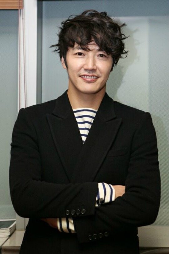 Yoon Sang-hyun in talks to play Perfect Wife’s husband for KBS