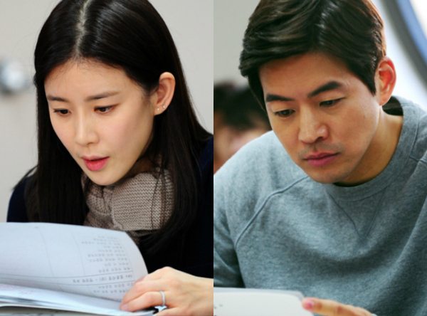 Lee Bo-young, Lee Sang-yoon lead script read for SBS’s Whisper