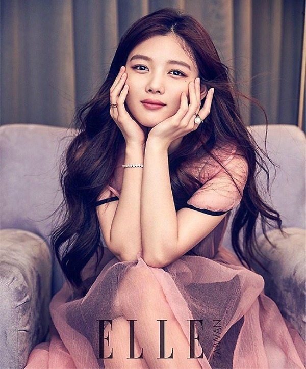 Kim Yoo-jung offered leading role in School 2017 ...
