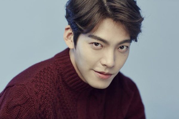 Kim Woo-bin diagnosed with cancer, halts all activities to receive treatment