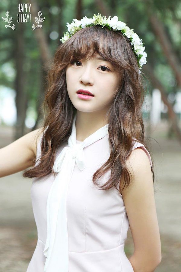 Kim Yoo-jung out, Gugudan idol Kim Se-jung in for School 2017