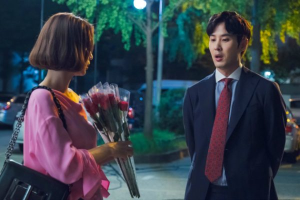 A rosy reunion in MBC’s 20th Century Boy and Girl