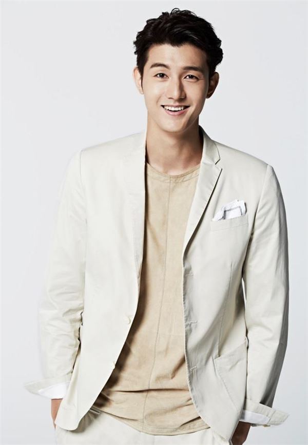 Jo Hyun-jae out, Lee Ki-woo in for fantasy romance Four Men