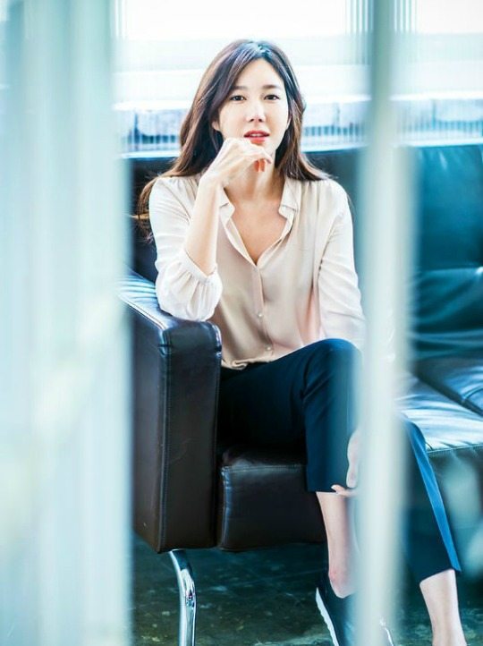 Lee Jia joins tvN’s My Ajusshi as Lee Seon-kyun’s wife