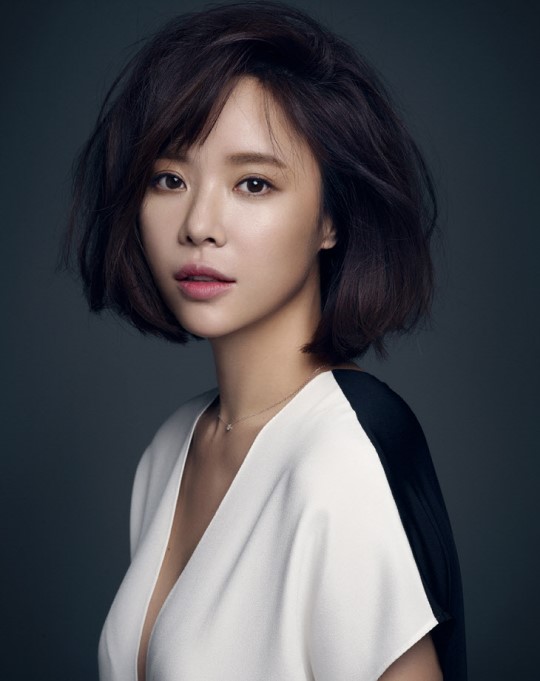Hwang Jung-eum, Yook Sung-jae consider new JTBC fantasy drama