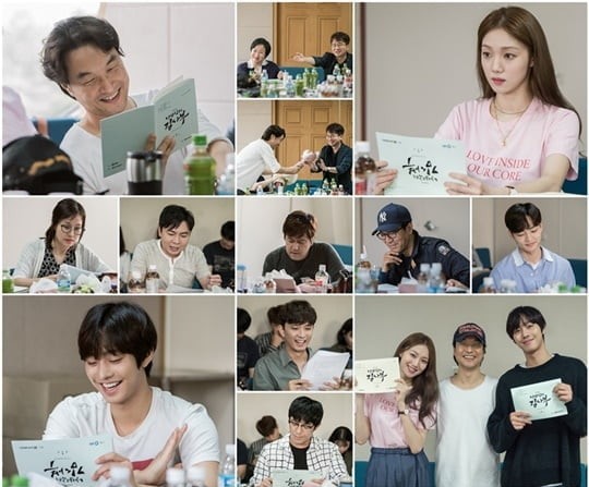 First script reading for Romantic Doctor Teacher Kim 2 with Han Seok-kyu, Lee Sung-kyung, Ahn Hyo-seop