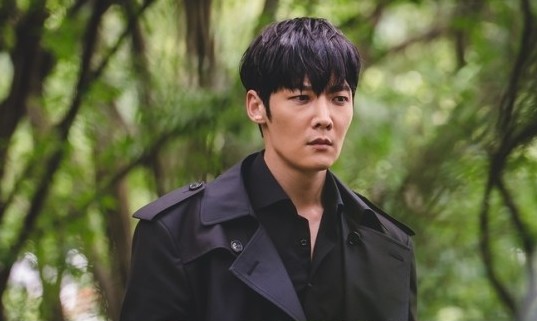 First stills of Choi Jin-hyuk and casting news for Zombie Detective