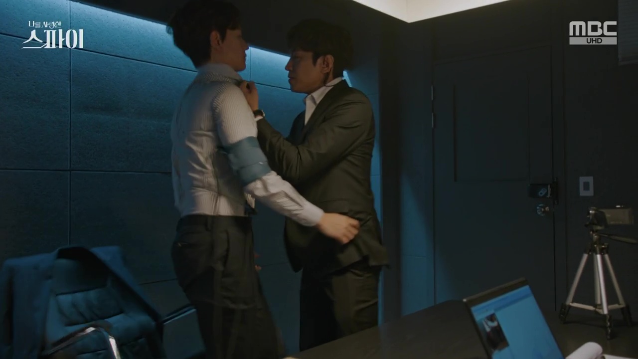 The Spies Who Loved Me: Episode 10 » Dramabeans Korean drama recaps