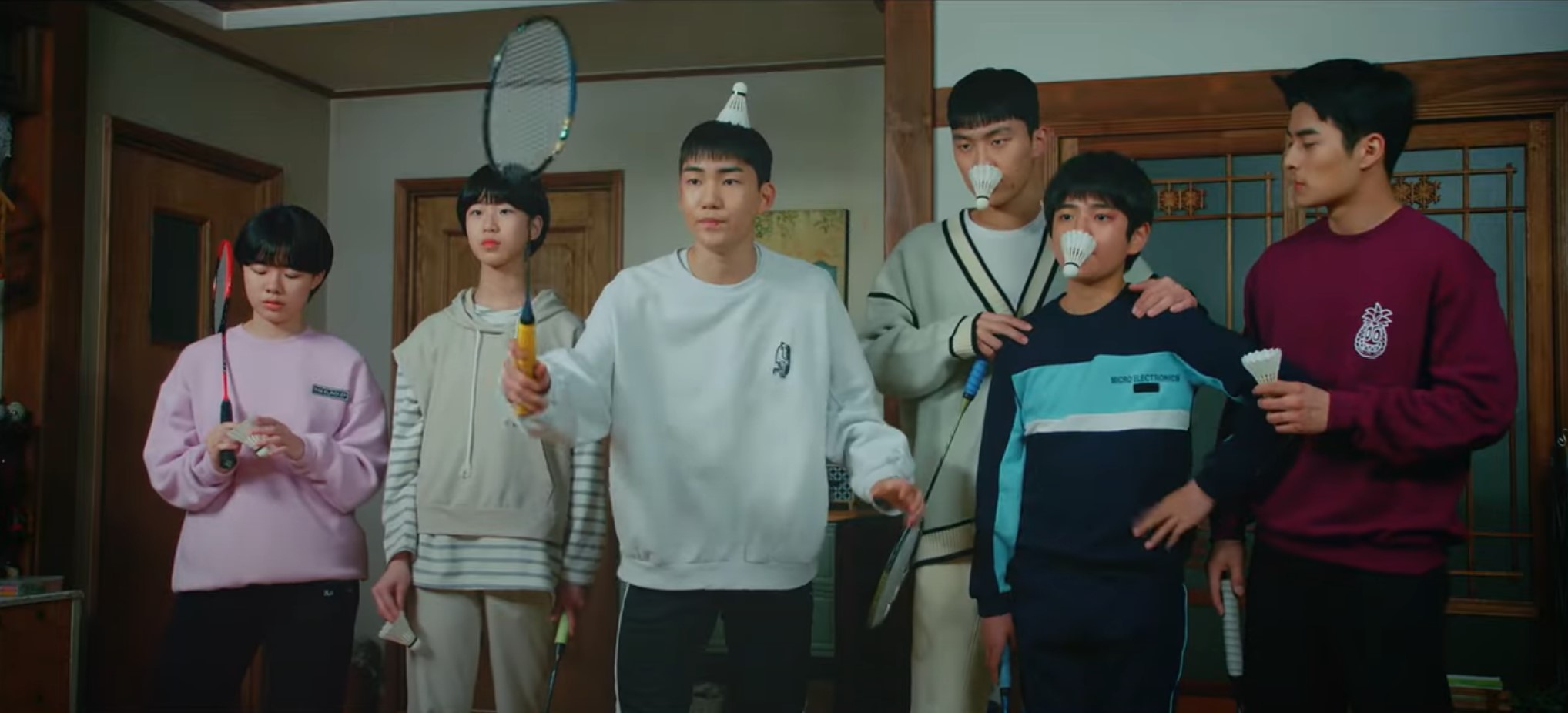 Kim Sang-kyung becomes coach for the Racket Boys in new stills and teaser