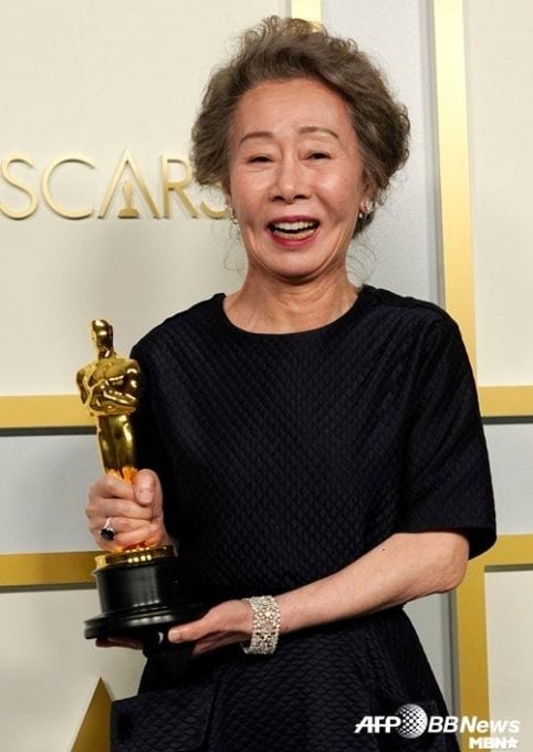 Yoon Yeo-jung makes history, wins first Oscar for Minari