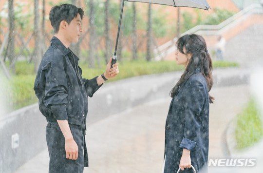 Jang Ki Yong And Song Hye Kyo Are Full Of Romantic Tension In “Now We Are  Breaking Up” Poster