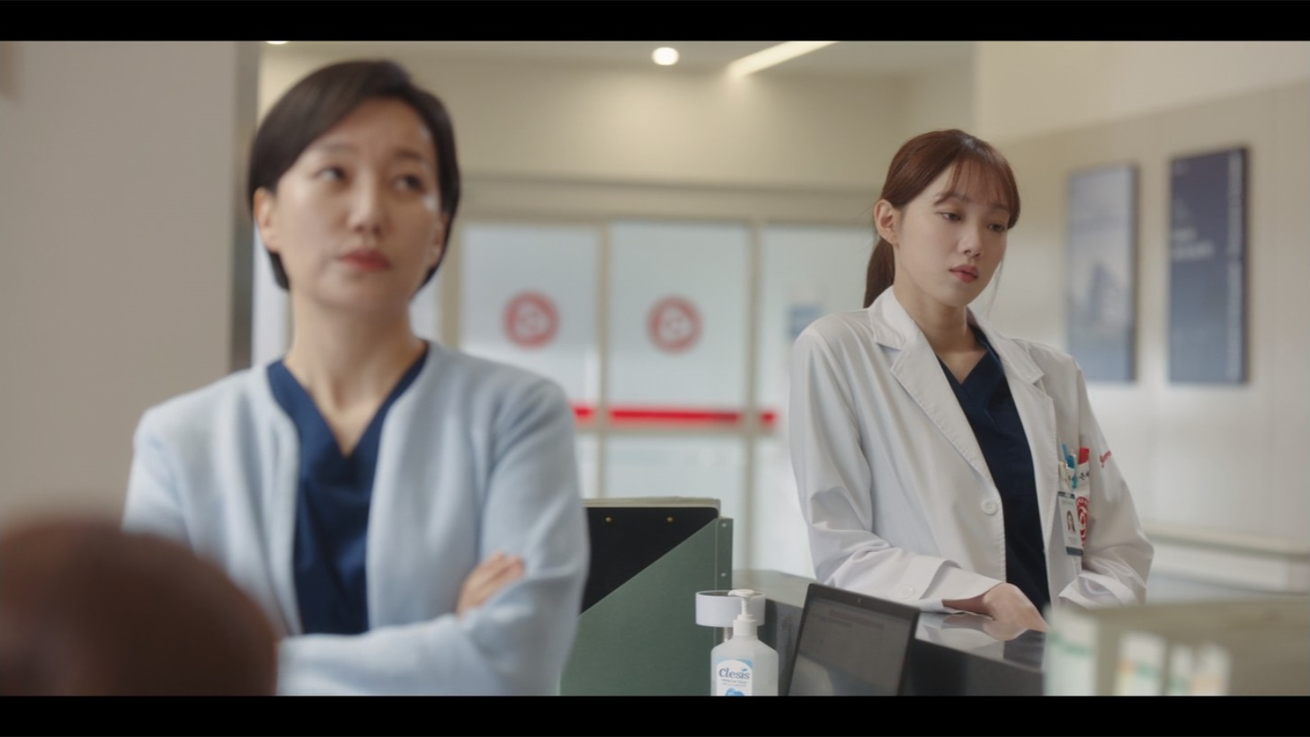 Lee Sung-kyung and Jin Kyung in Romantic Doctor Teacher Kim 3: Episodes 13-14