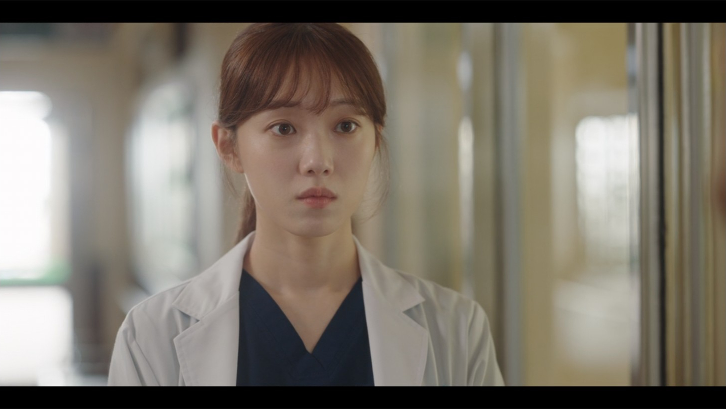Lee Sung-kyung and Han Seok-kyu in Romantic Doctor Teacher Kim 3: Episodes 13-14