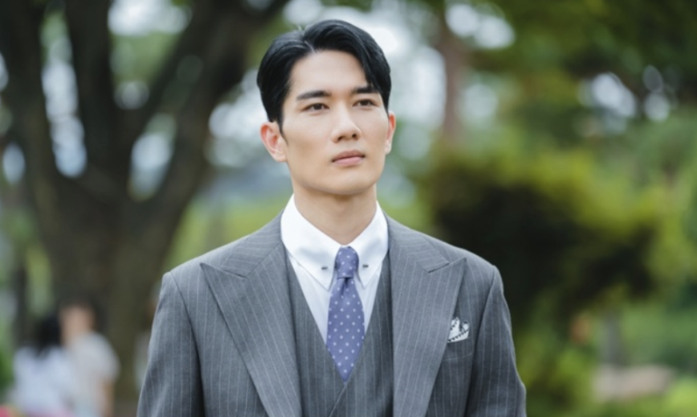 Uhm Tae-gu wants a second chance in The Woman Who Plays